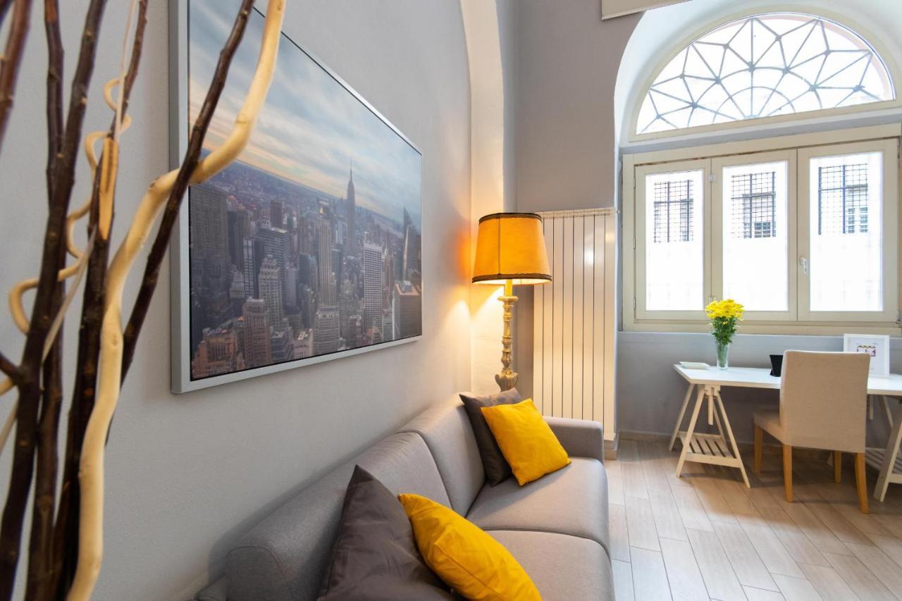 Studio In Piazza Della Consolata By Wonderful Italy Apartamento Turim Exterior foto