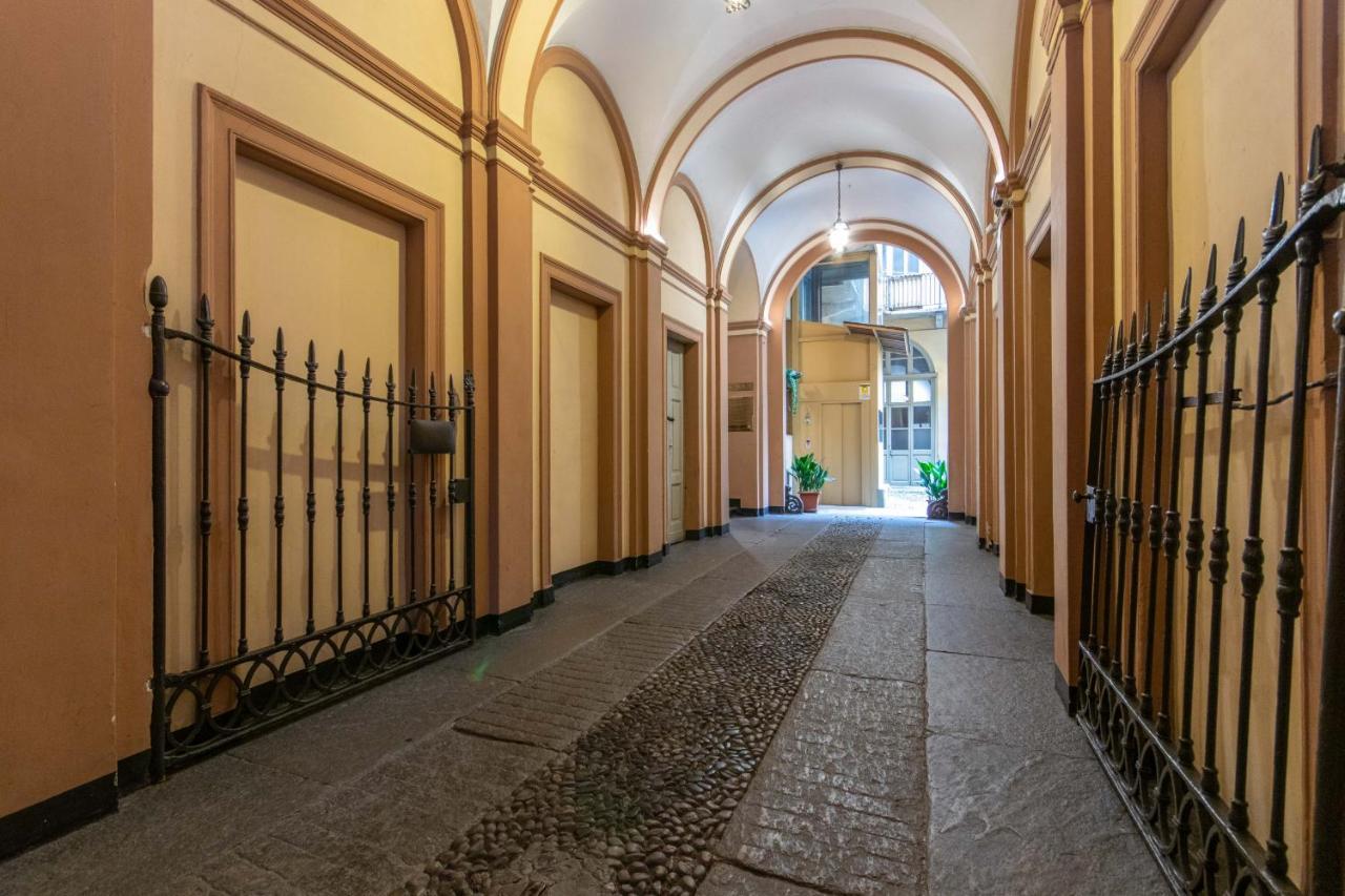 Studio In Piazza Della Consolata By Wonderful Italy Apartamento Turim Exterior foto