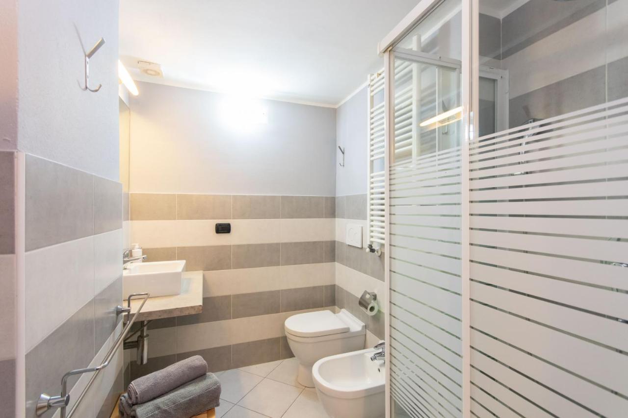 Studio In Piazza Della Consolata By Wonderful Italy Apartamento Turim Exterior foto